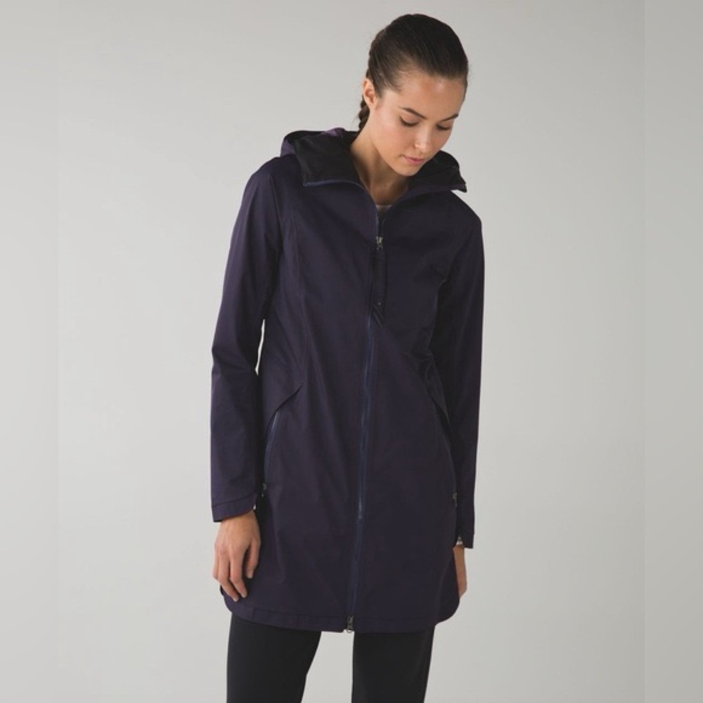 Lululemon Athletica Women's Dark Purple Jacket Size 4